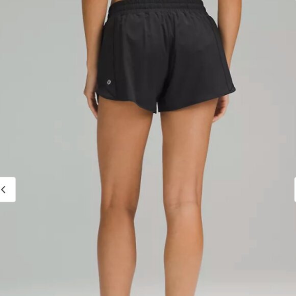 lululemon - hotty hot short (low rise) - Picture 7 of 9